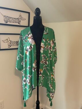 Maurices Green Floral Kimono Cardigan